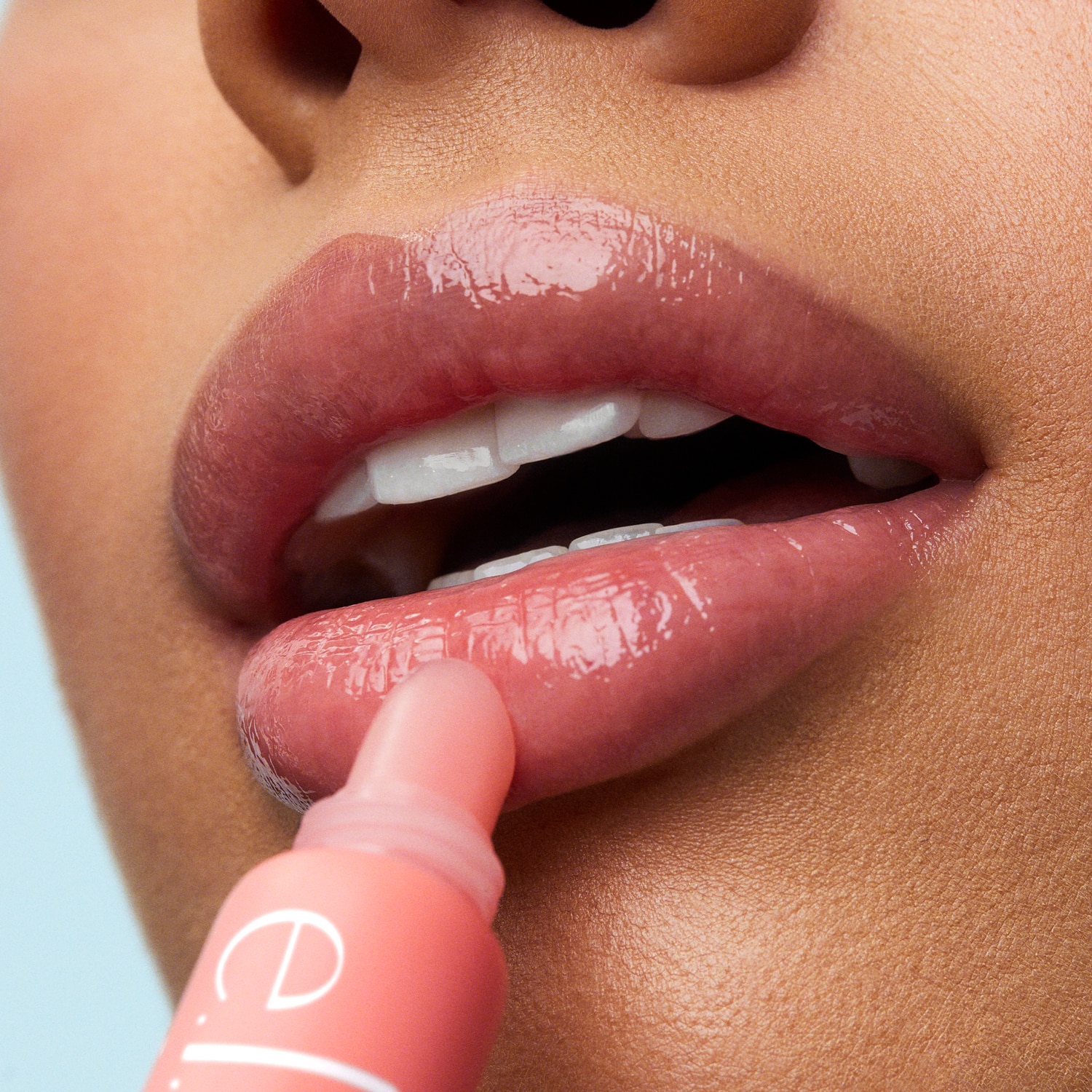 E.L.F. SQUEEZE ME LIP BALM (BÁLSAMO LABIAL HIDRATANTE)